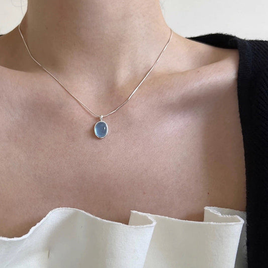 Antique White Opal Necklace | White Gold